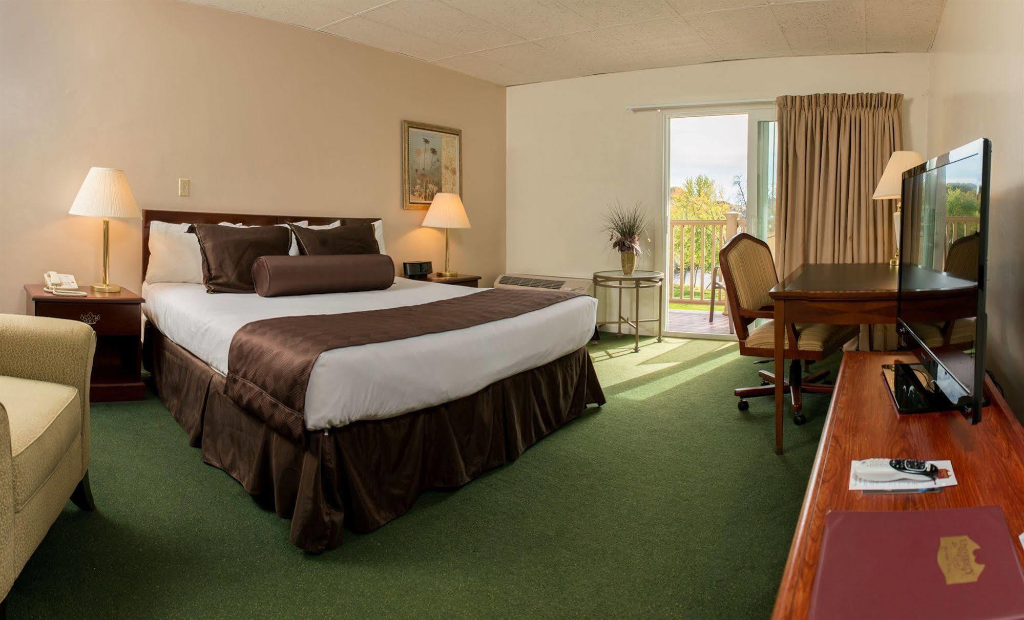 University Inn Academic Suites Orono Kültér fotó