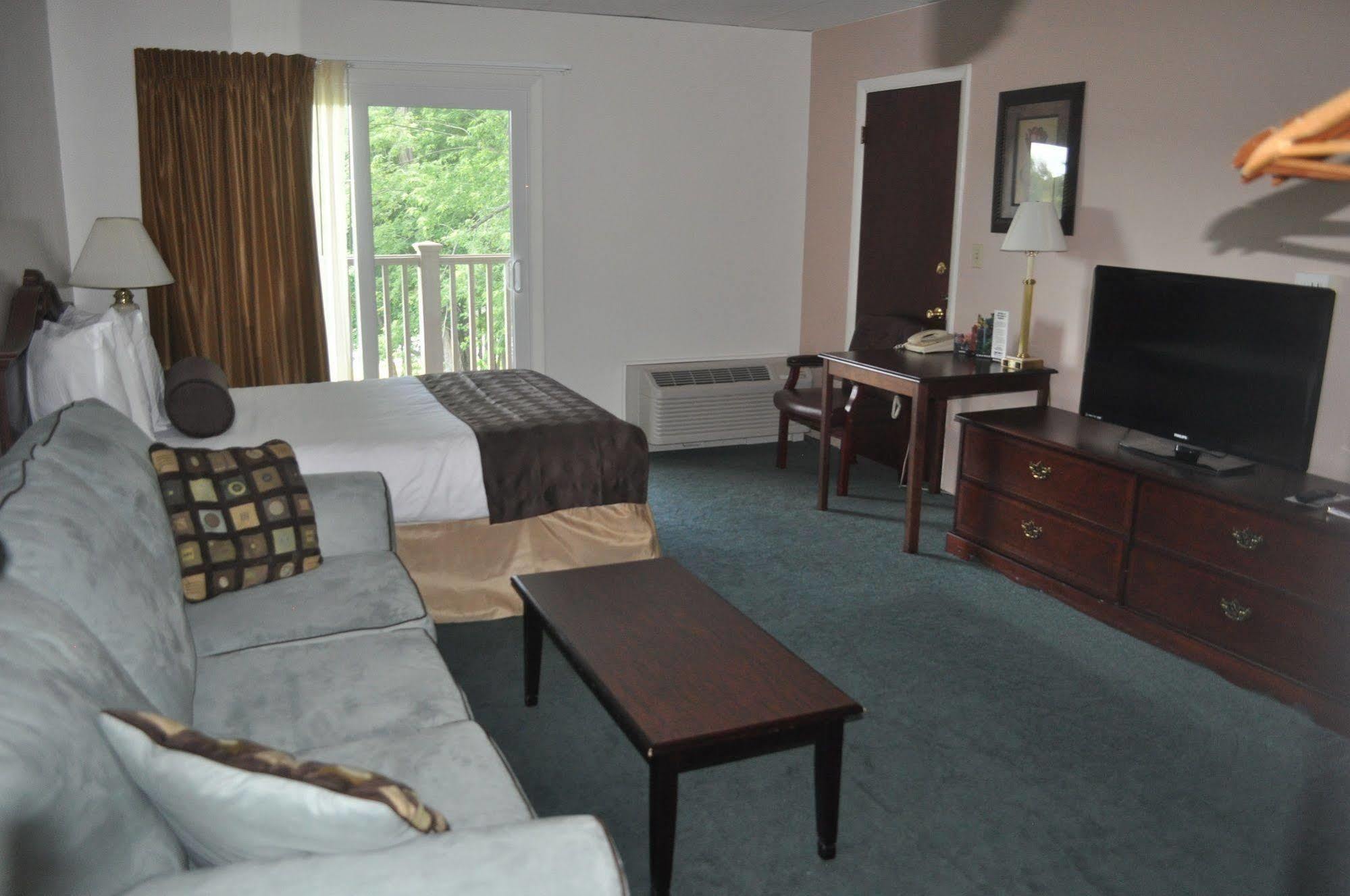 University Inn Academic Suites Orono Kültér fotó